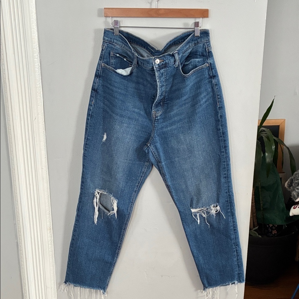 Old Navy Women's Extra High Rise Sky 111 Straight Cropped Distressed Jeans Sz 14